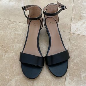 A new day black wedges sz6